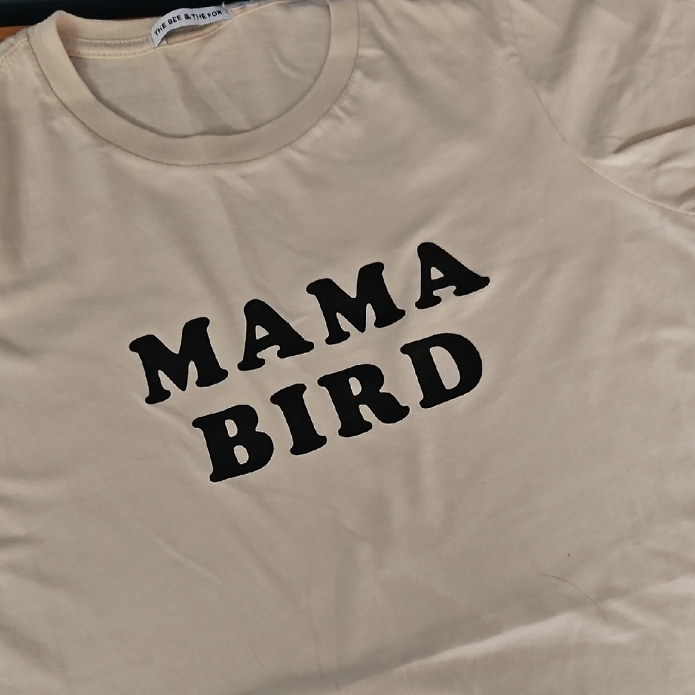 'Mama Bird' Tee BNWOT (L)